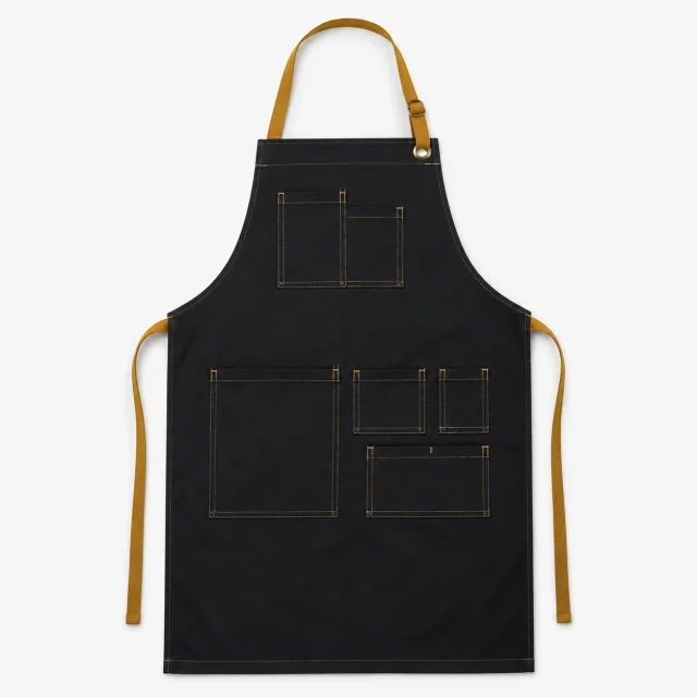 pechera delantal negra mostaza gabardina (1)