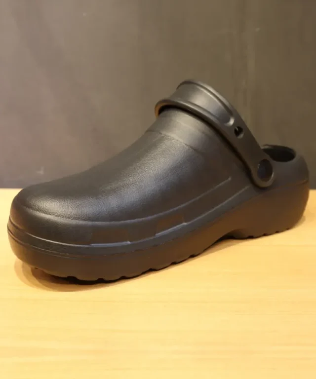 zuecos cocina antideslizantes negros unisex marinelli 3