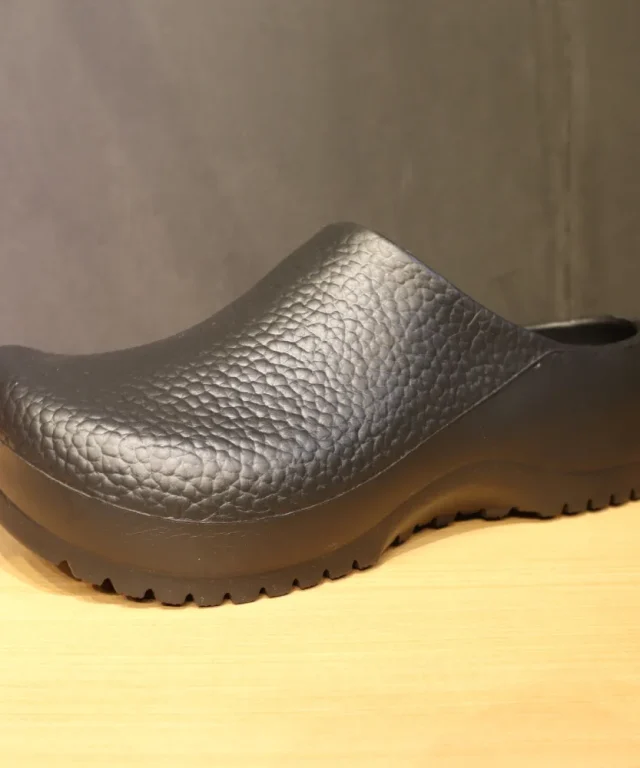 zuecos cocina antideslizantes negros unisex marinelli 5
