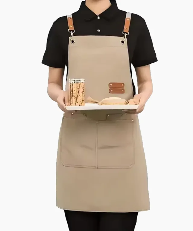 pechera beige bolsillos