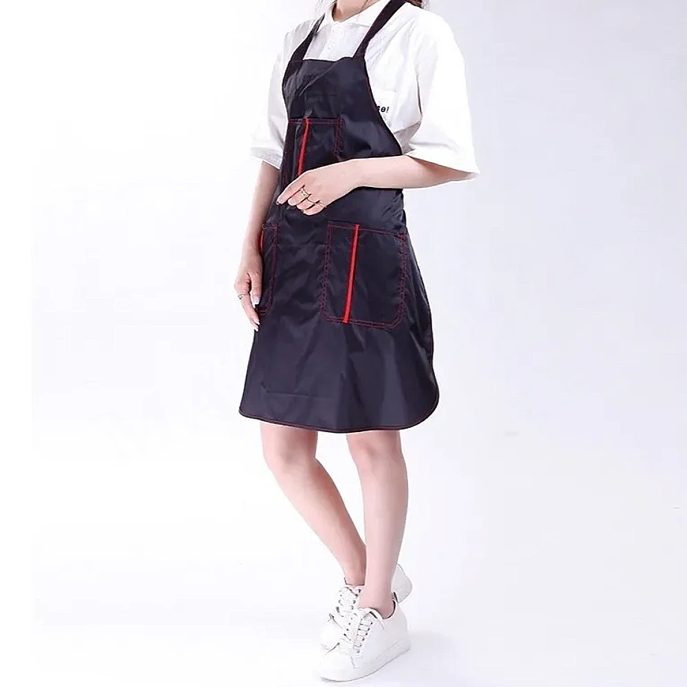 Pechera Negra con Rojo Impermeable con Bolsillos - Imagen 2