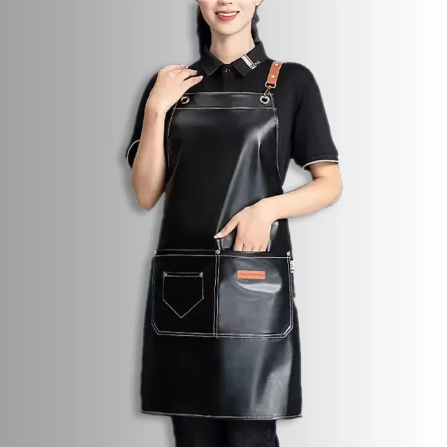 Pechera Negra de Cuero Cruzada Modelo Crossback